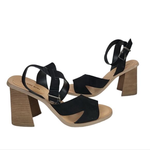 Gianni bini "Marilane" Black Suede Leather Asymmetrical Sandal Shoe Size 9.5 - Picture 3 of 11